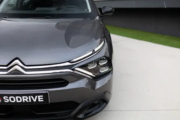 Citroen C4 1.2 PureTech Shine 22