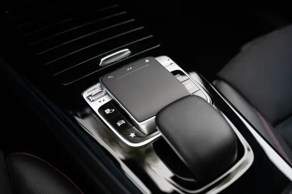 Mercedes-Benz CLA 220 d AMG Line Aut. 30