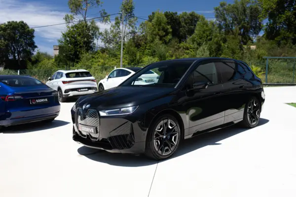 BMW iX xDrive 40 Pack Desportivo 2
