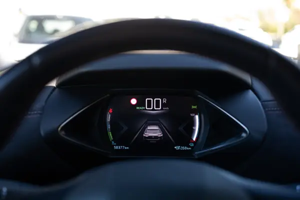 DS DS3 Crossback E-TENSE PERFORMANCE LINE + 17