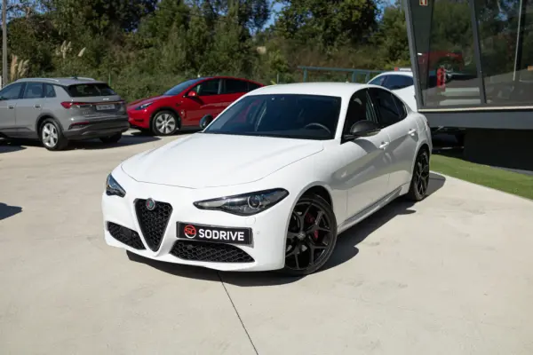 Alfa Romeo Giulia 2.2 D Super AT8 3