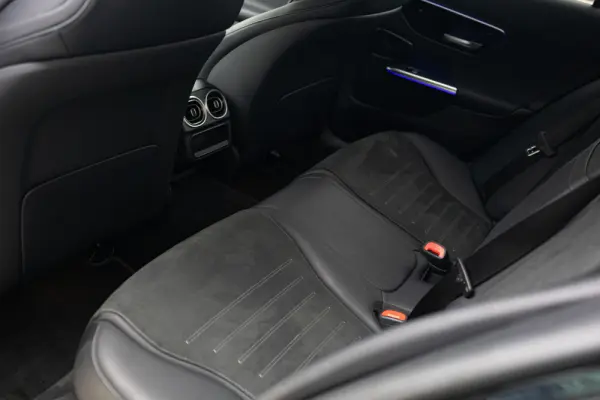 Mercedes-Benz C 300 e 9G-TRONIC Edition AMG Line 21