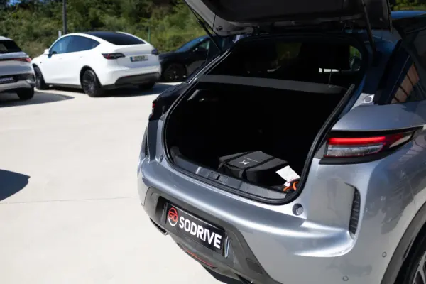 DS DS3 Crossback E-TENSE PERFORMANCE LINE + 26