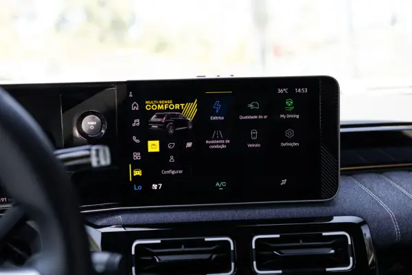 Renault 5 E-Tech 40 kWh Techno Autonomia Urbana 32