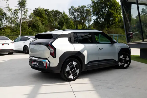 Kia EV3 81.4 kWh Tech 7