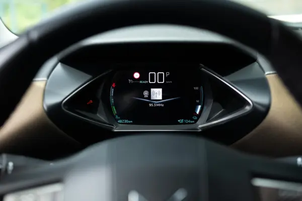 DS DS3 Crossback E-Tense Performance Line 21