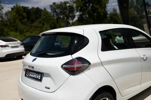 Renault Zoe (c/ Bateria) Intens 50 24