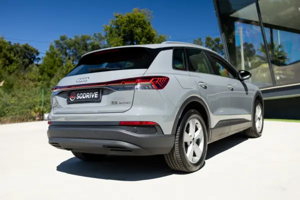 Audi Q4 e-tron 35 55 kWh 17
