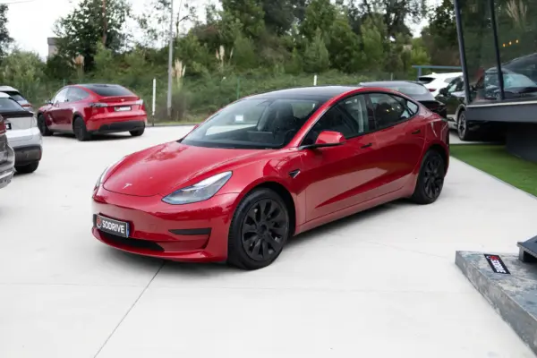 Tesla Model 3 Standard Range Plus RWD 4