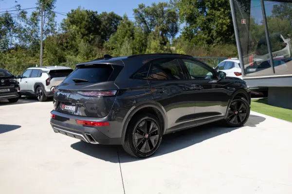 DS DS7 Crossback E-Tense Performance Line EAT8 6