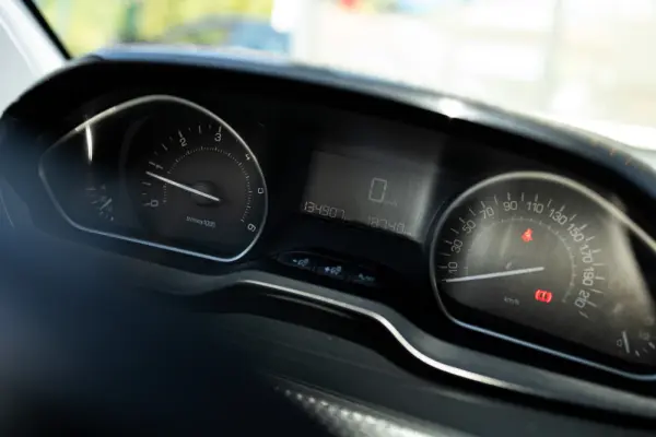 Peugeot 208 1.6 BlueHDi Style 20