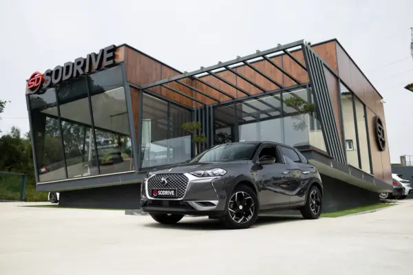 DS DS3 Crossback E-Tense Performance Line 1