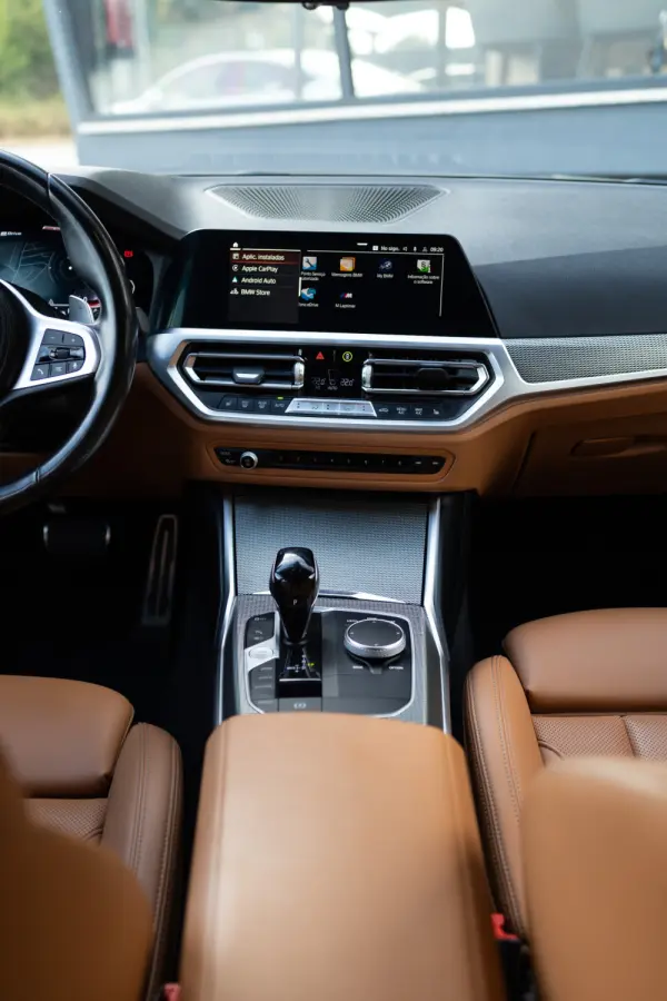 BMW 320 e Aut. M Sport 32