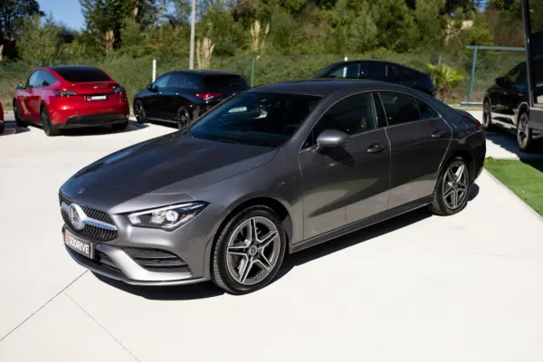 Mercedes-Benz CLA 250 e AMG Line 4