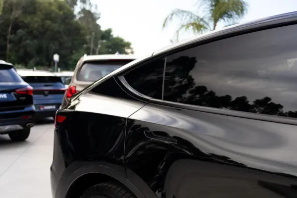 Tesla Model Y Standard 18