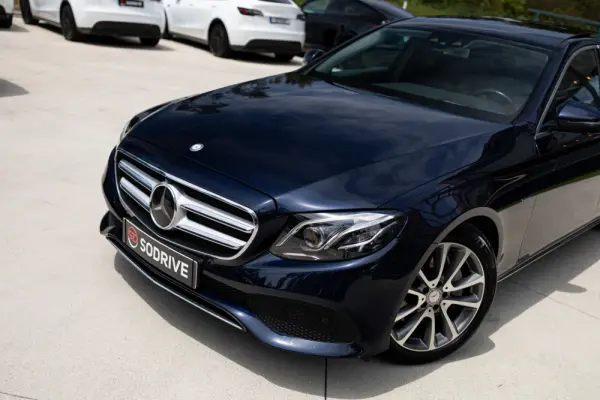 Mercedes-Benz E 350 e Avantgarde 17