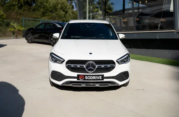 Mercedes-Benz GLA 250 e 8G-DCT Progressive 3