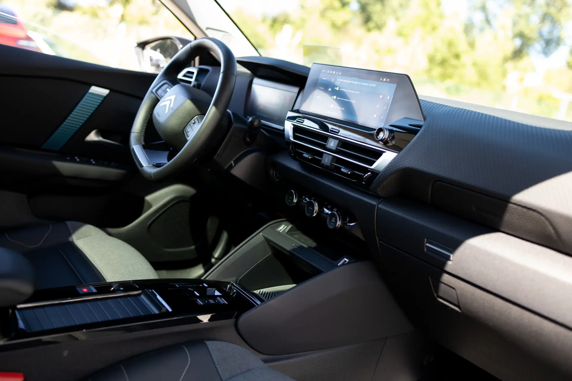 Citroen e-C4 X 50 kWh Shine 32