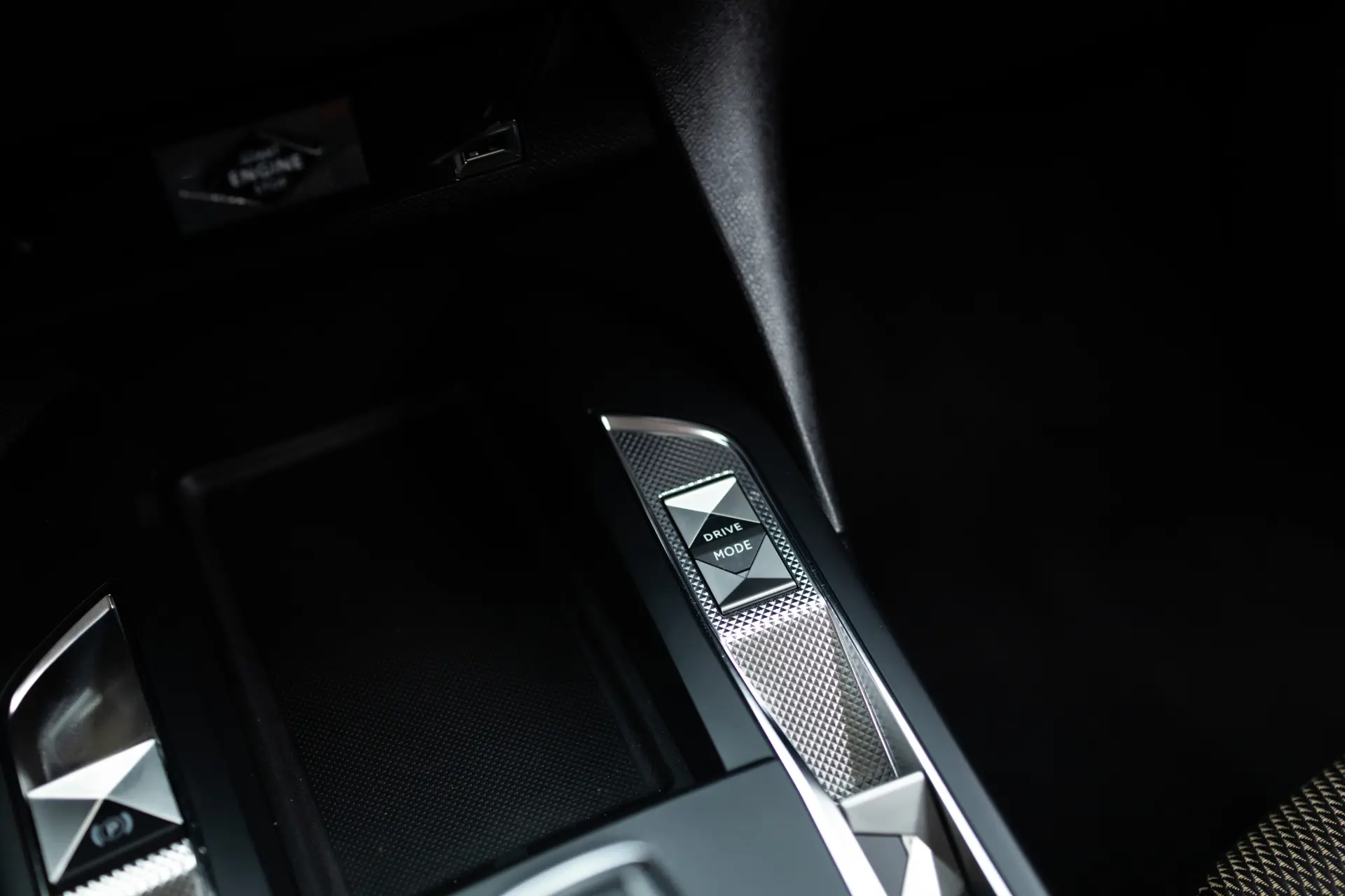 DS DS3 Crossback E-Tense Performance Line 20
