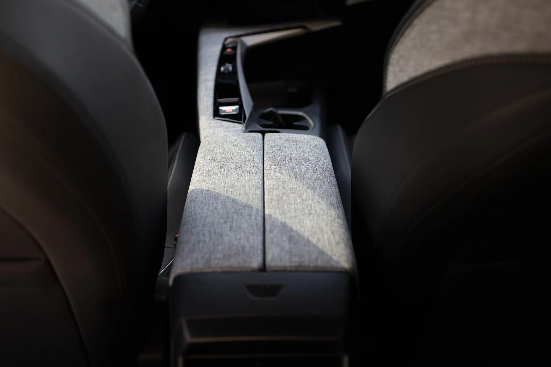 Peugeot E-3008 73 kWh Allure 38