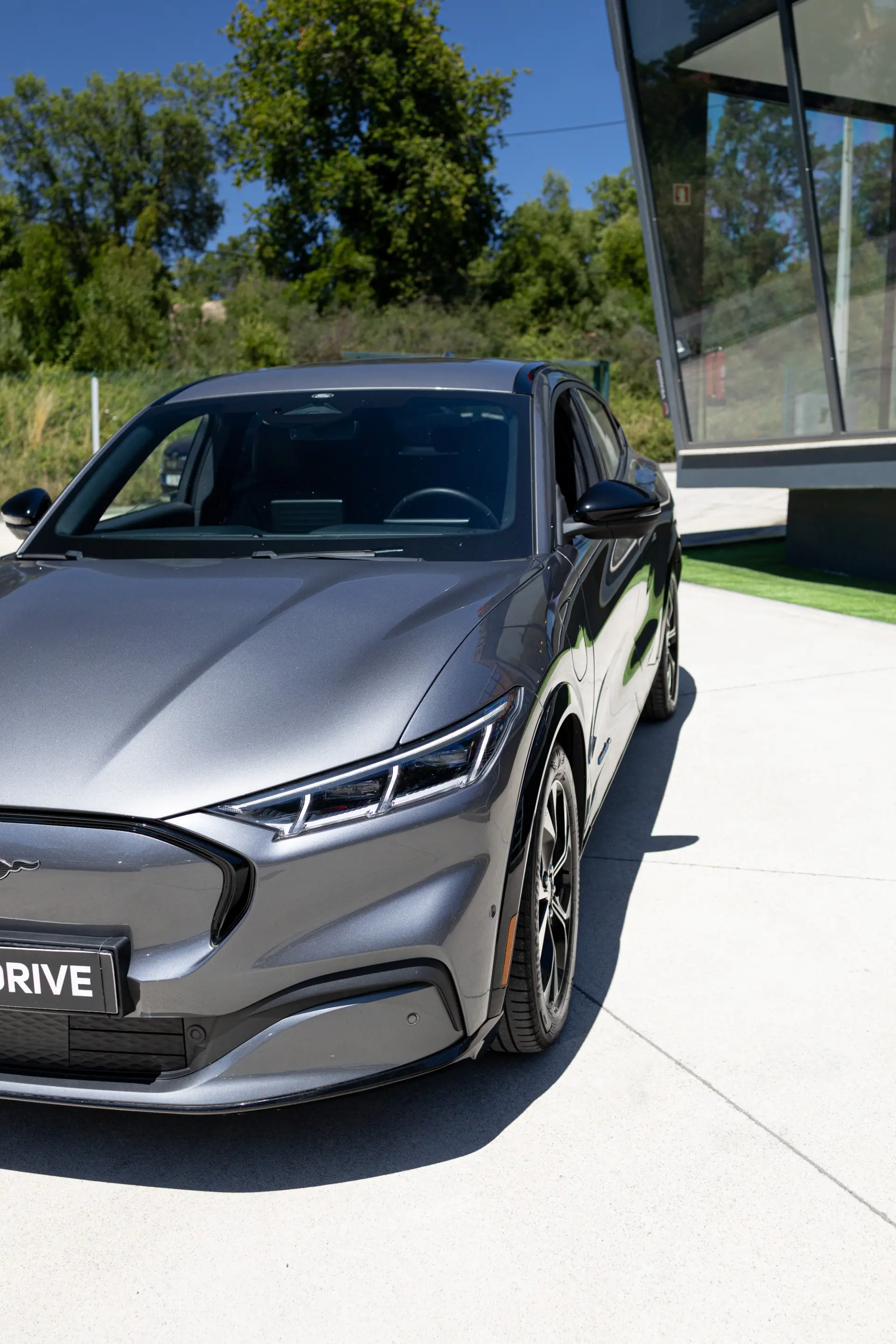 Ford Mustang Mach-E 75.7 kWh Premium AWD 19