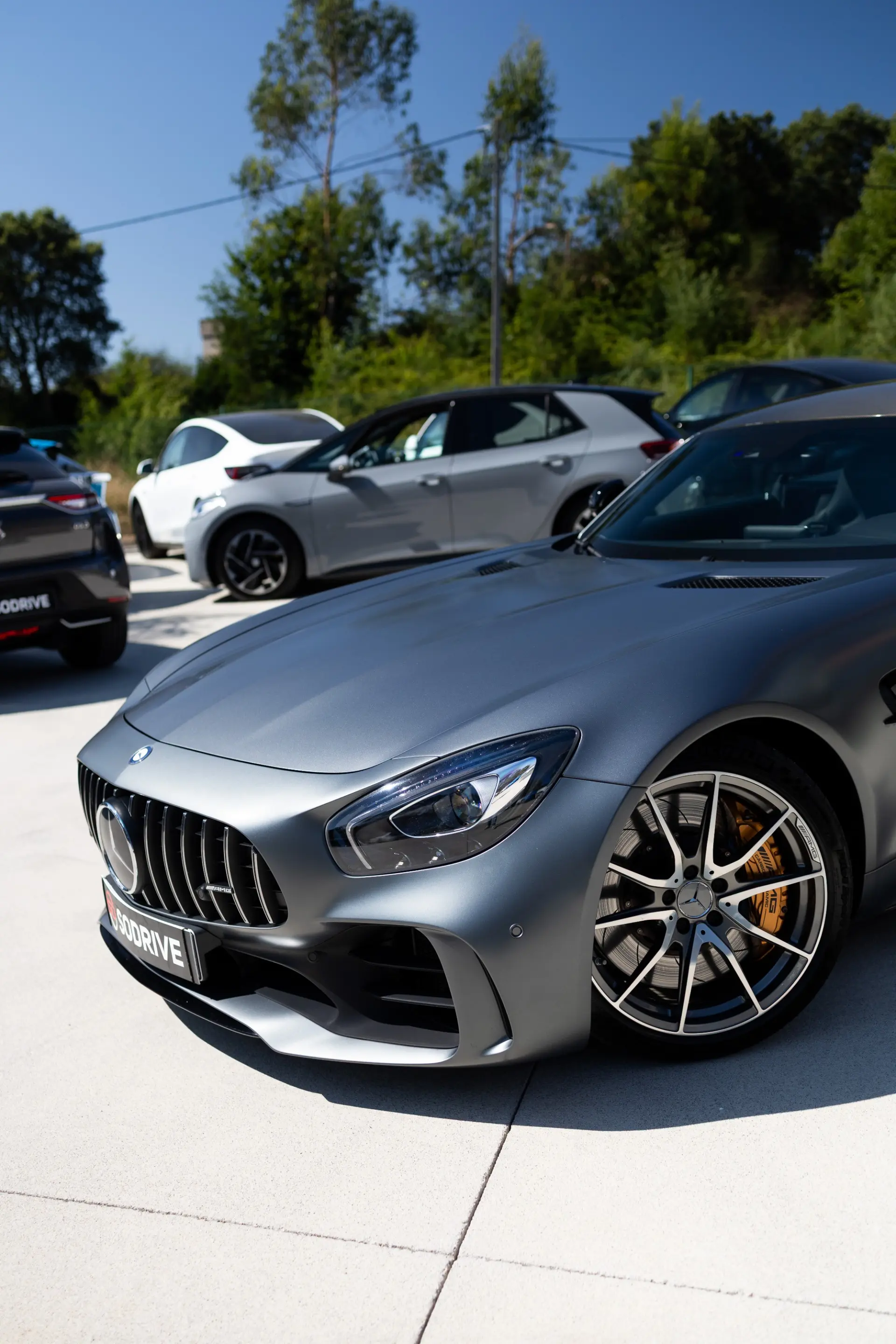 Mercedes-Benz AMG GT R 21