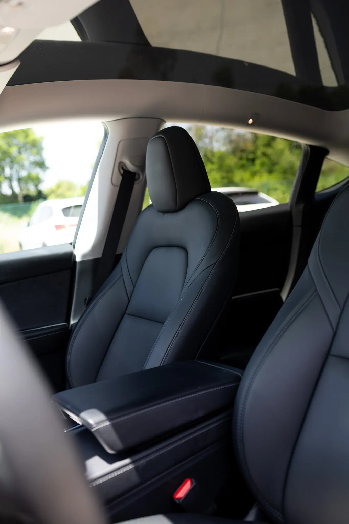 Tesla Model Y Standard 16