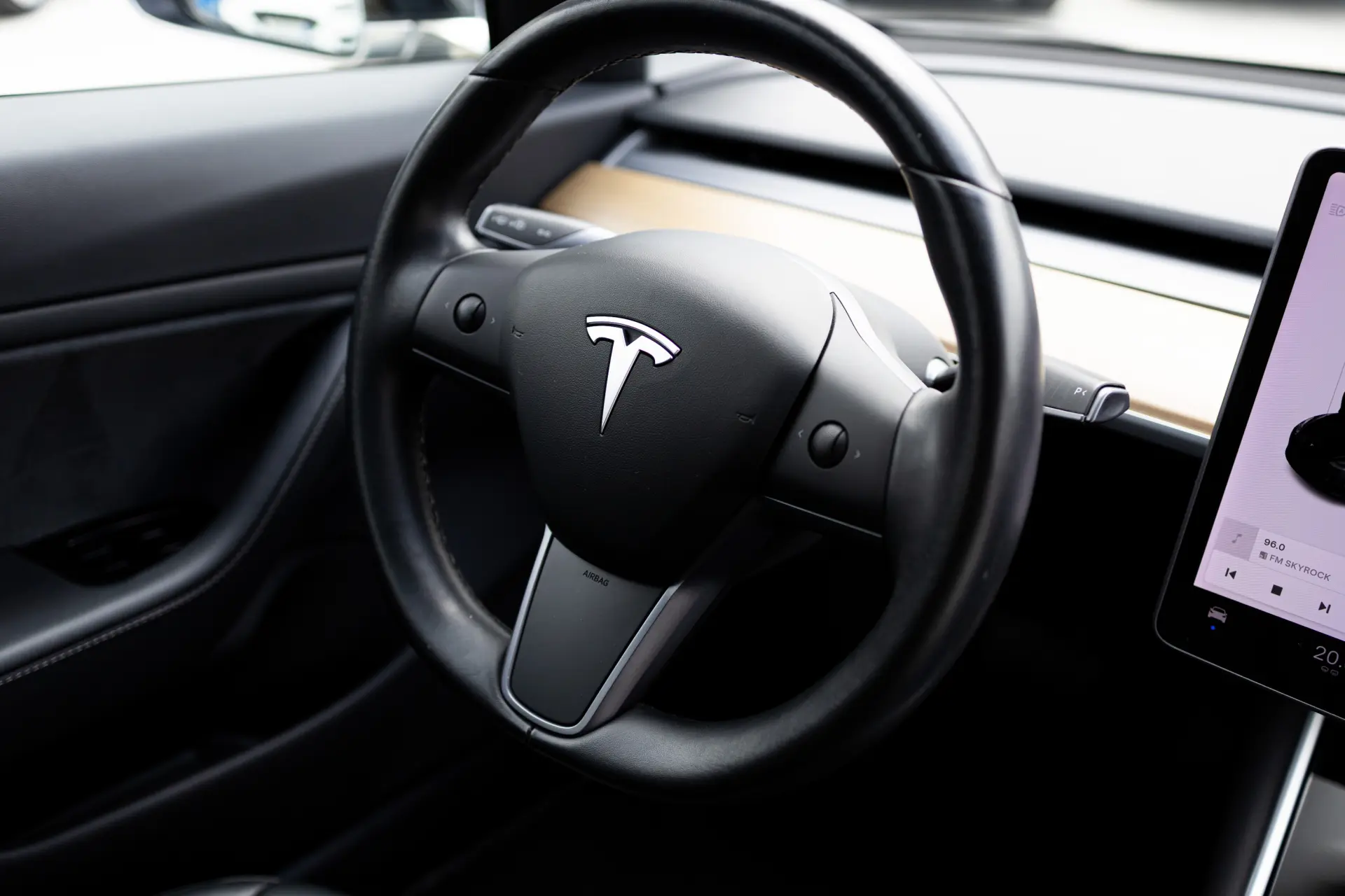 Tesla Model 3 Standard RWD Plus 7