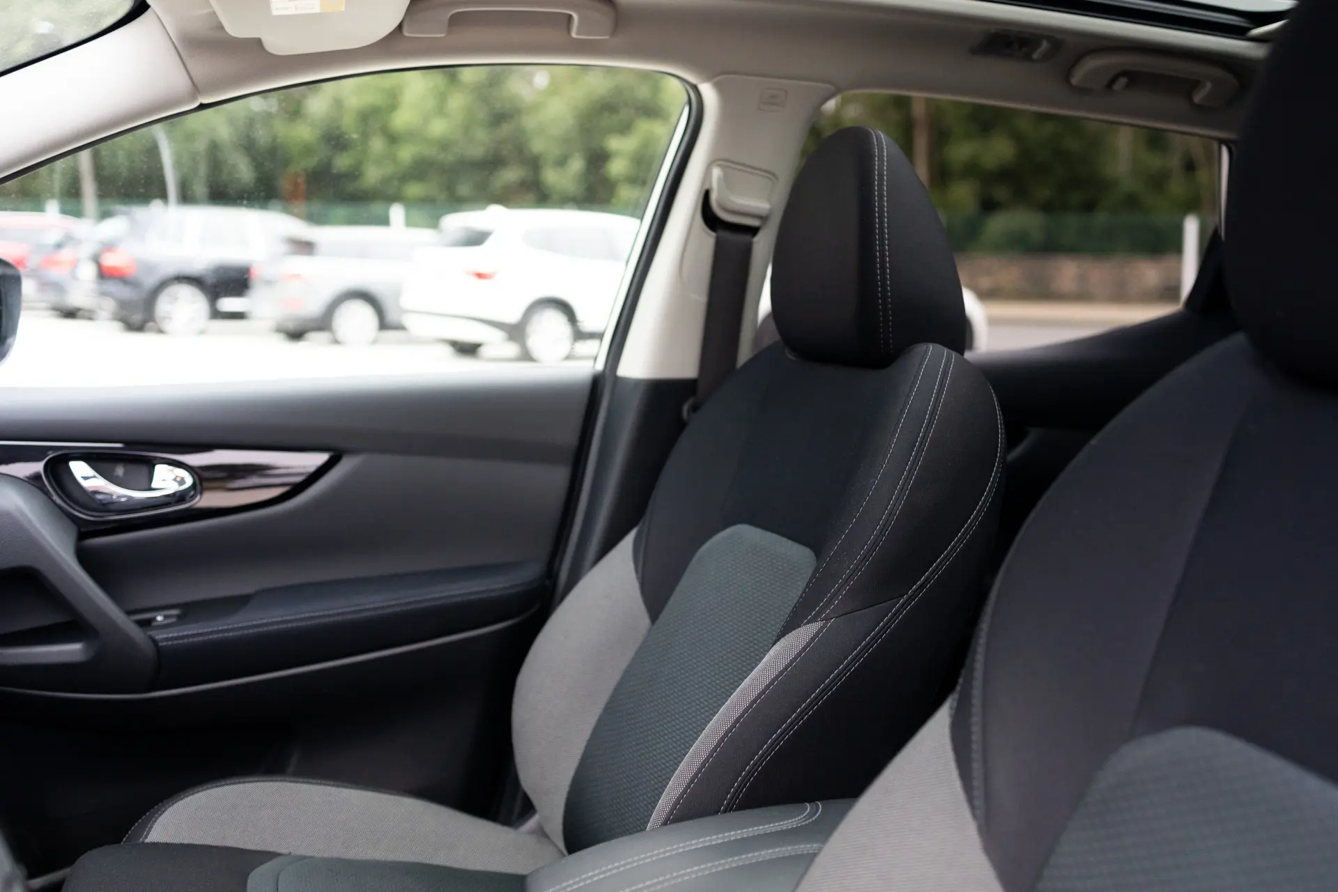 Nissan Qashqai 1.5 dCi N-Connecta DCT 37
