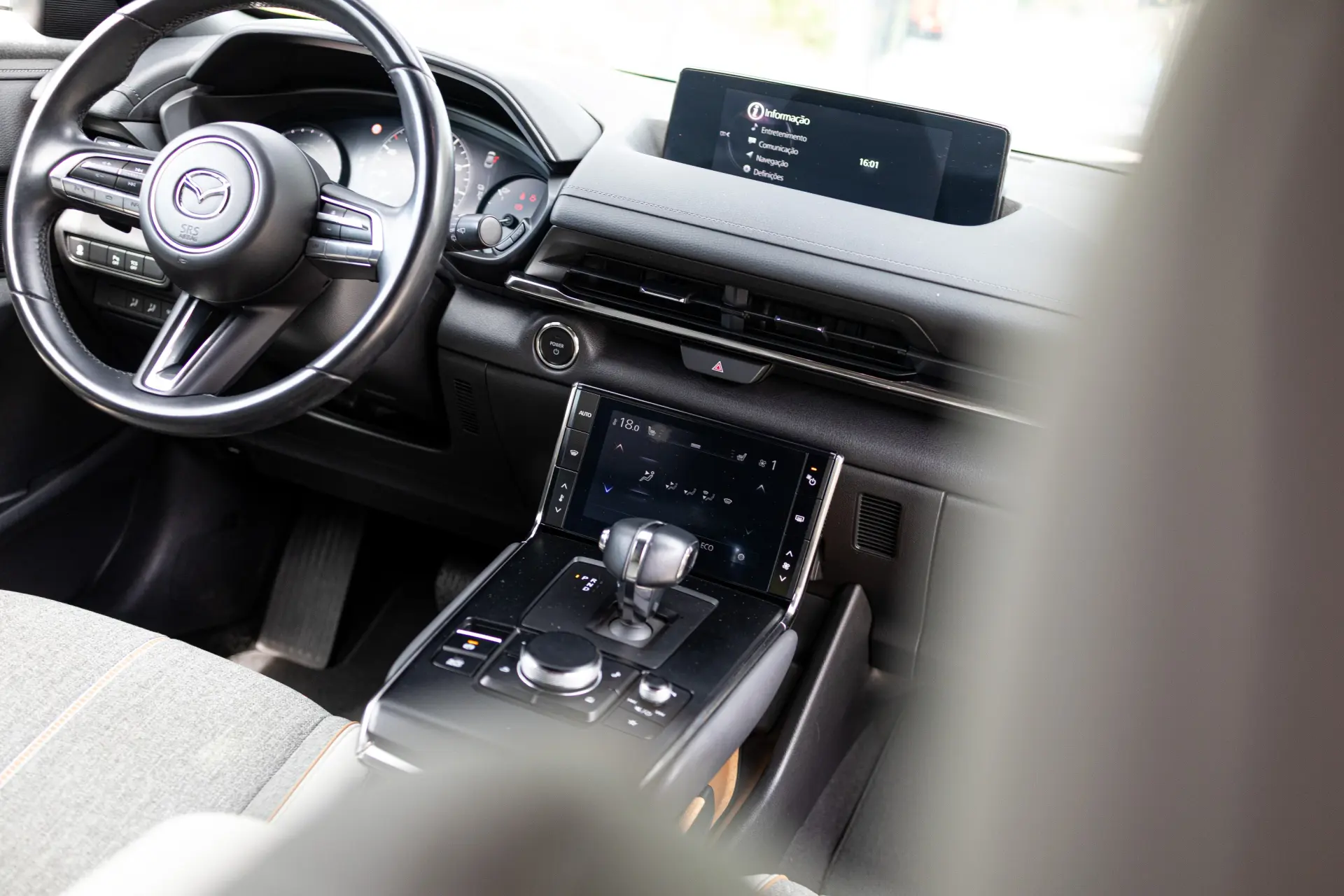 Mazda MX-30 e-Skyactiv First Edition+Modern Confidence 33