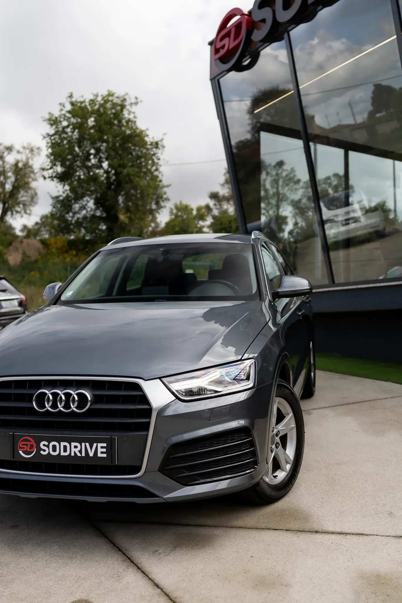 Audi Q3 2.0 TDI Sport 13