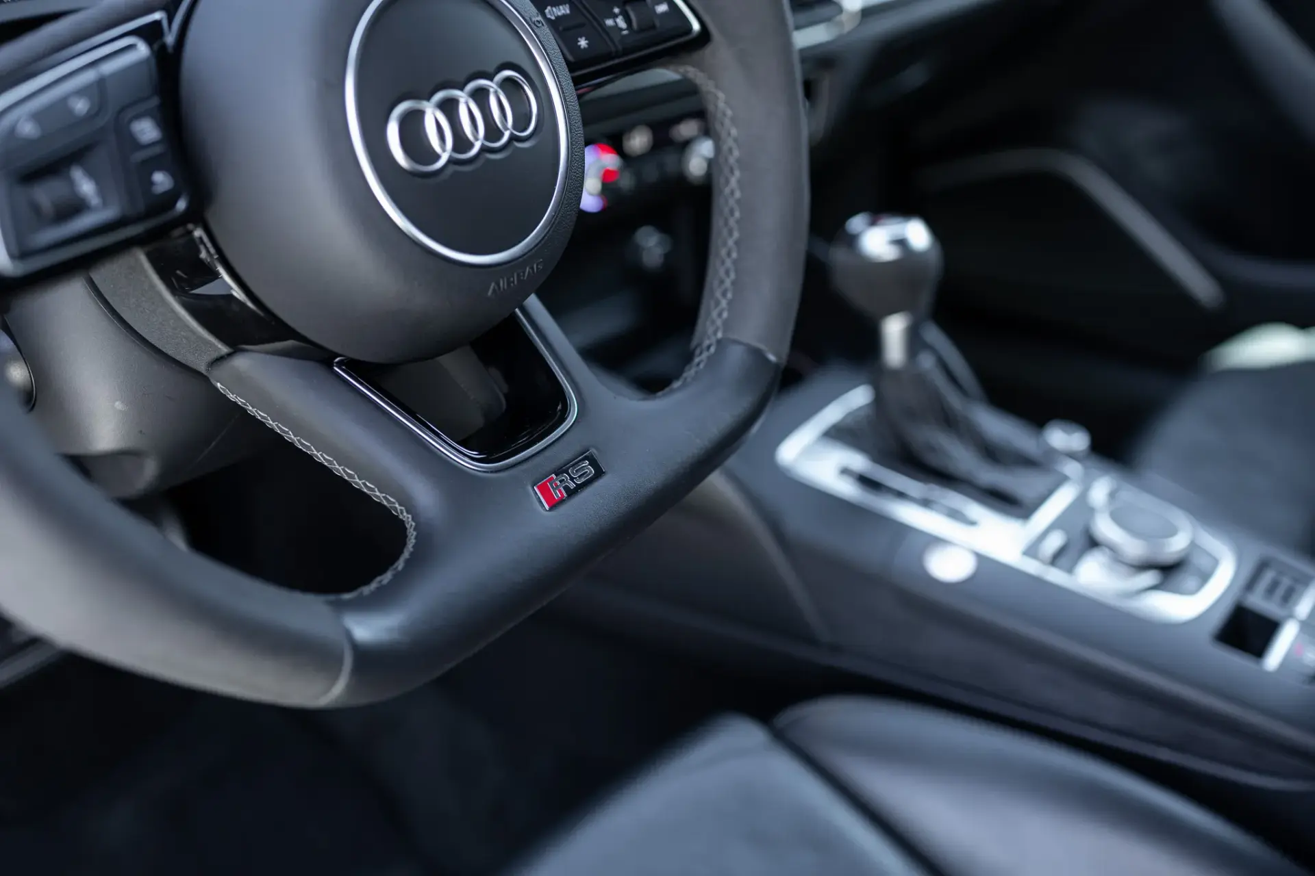 Audi RS3 Sportback TFSI quattro S tronic 37