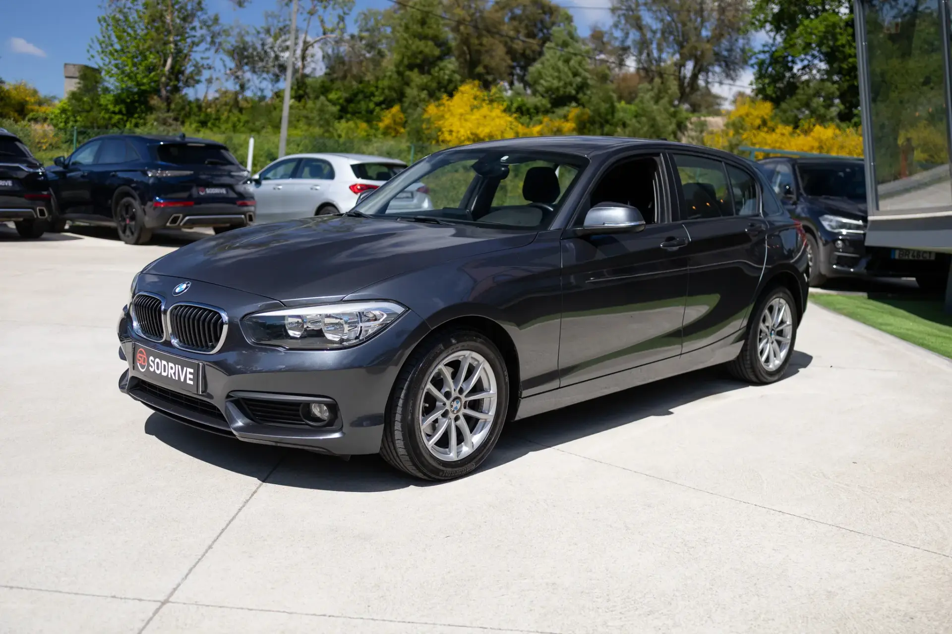 BMW 114 d Advantage 6