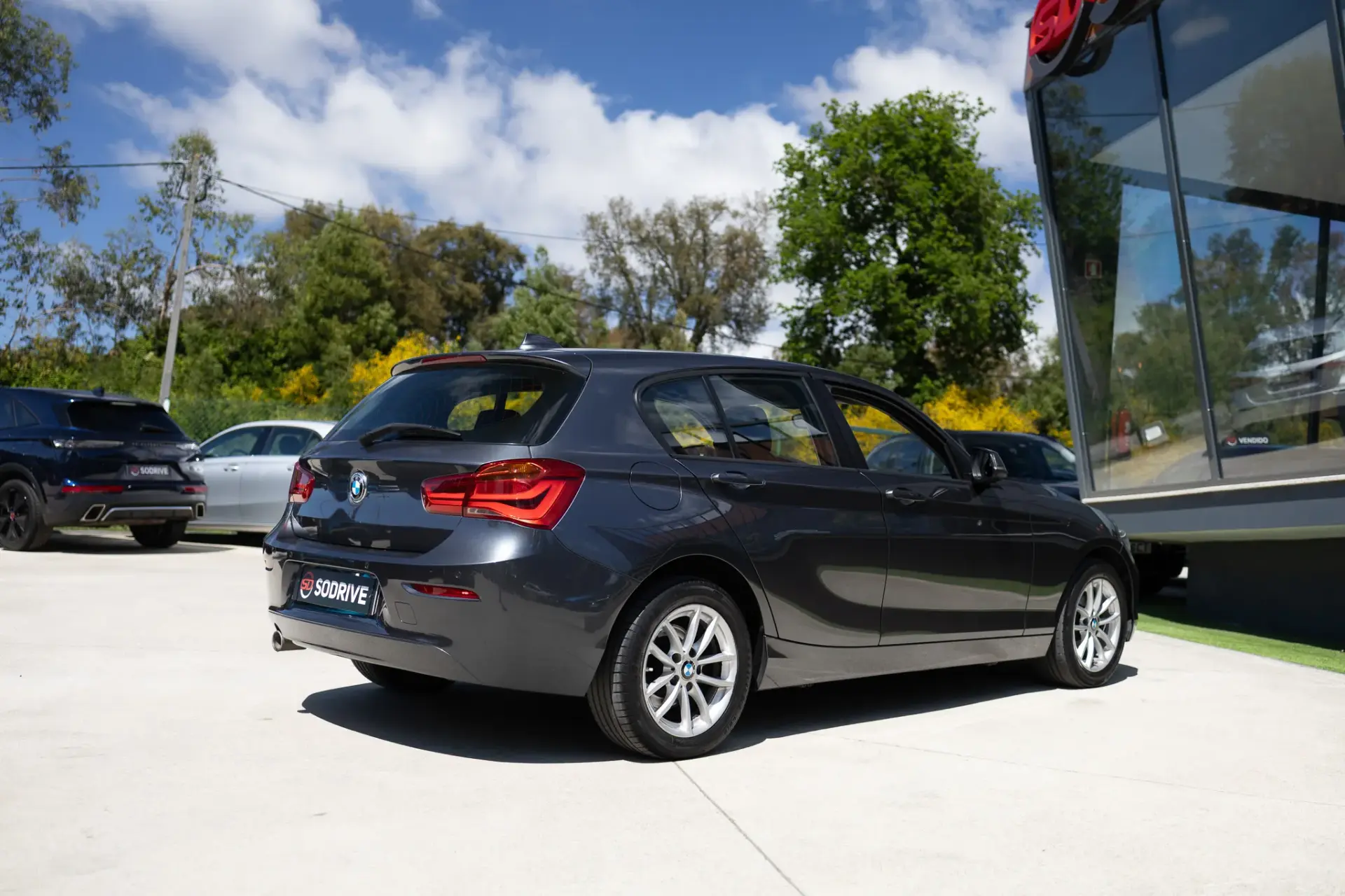 BMW 114 d Advantage 5