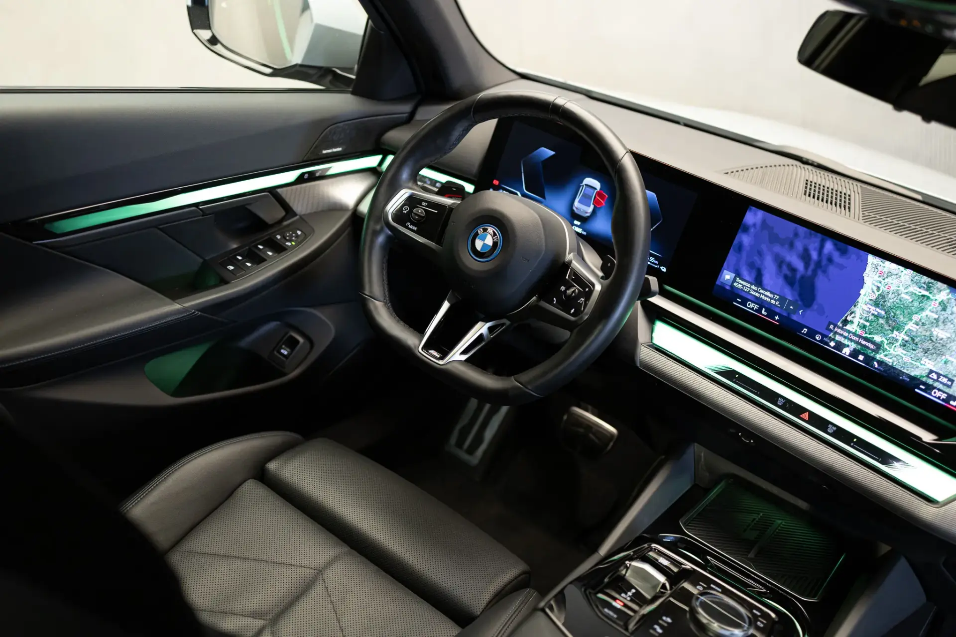 BMW 530 e Pack Desportivo M 2