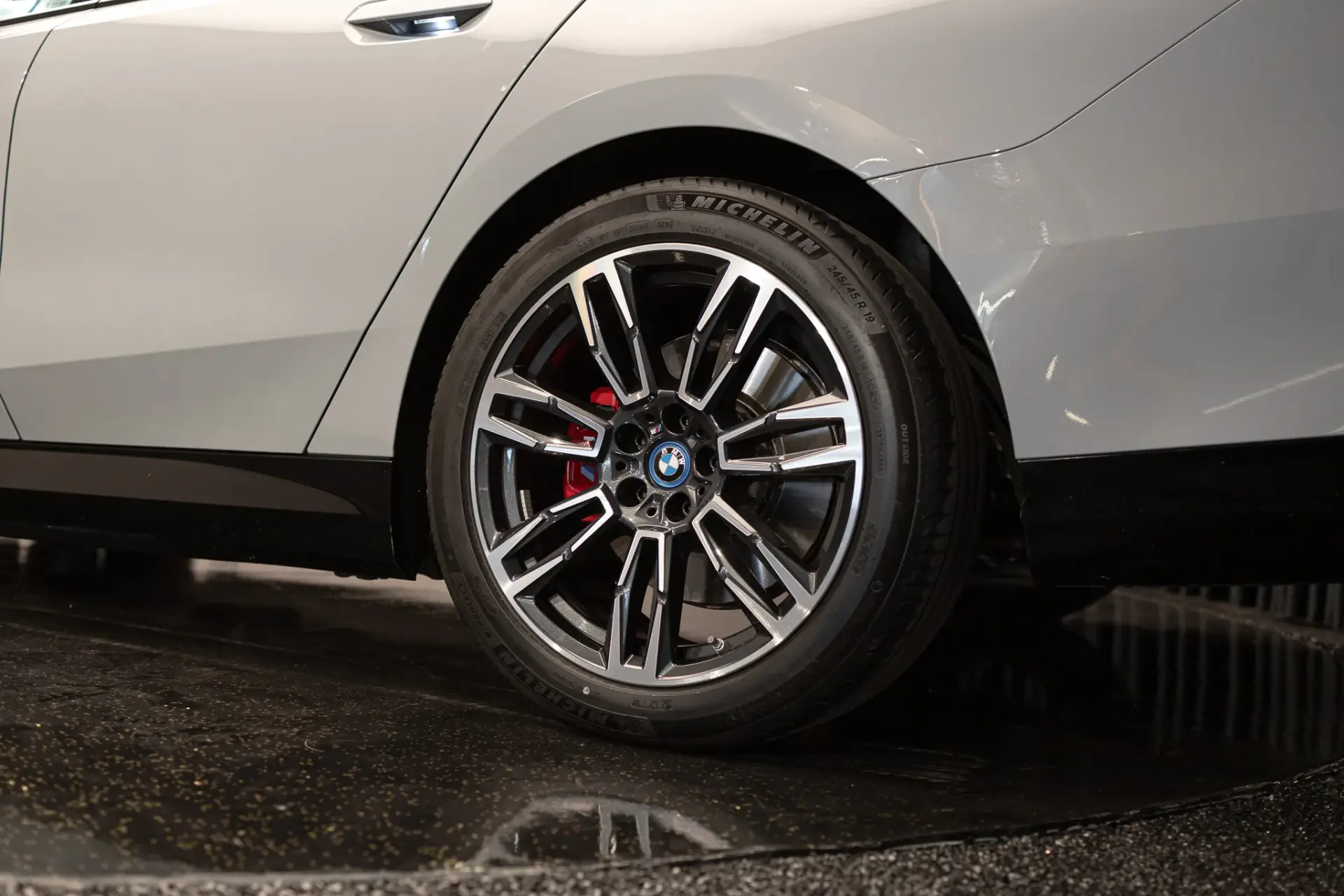 BMW 530 e Pack Desportivo M 45