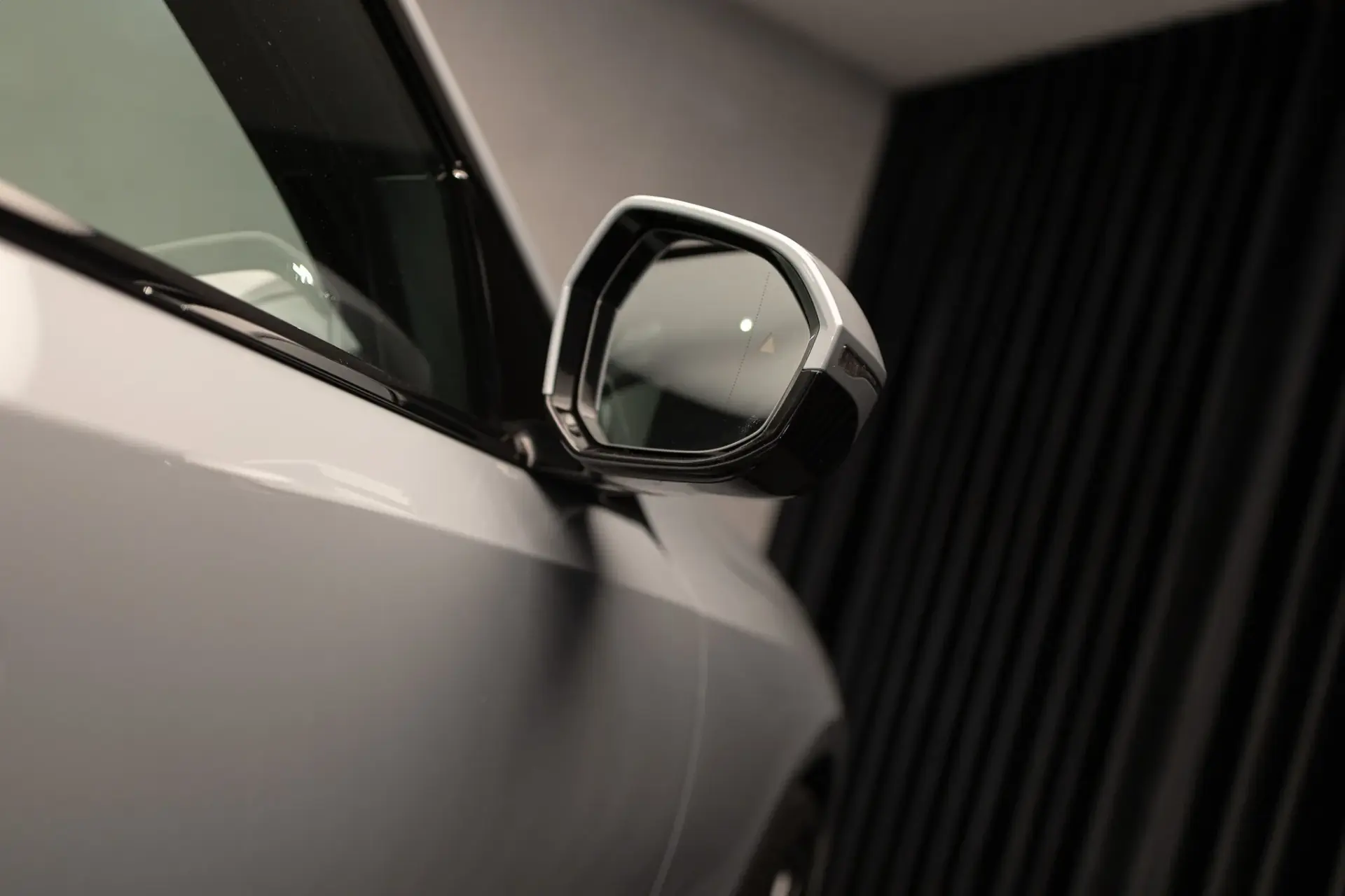 BMW 530 e Pack Desportivo M 49