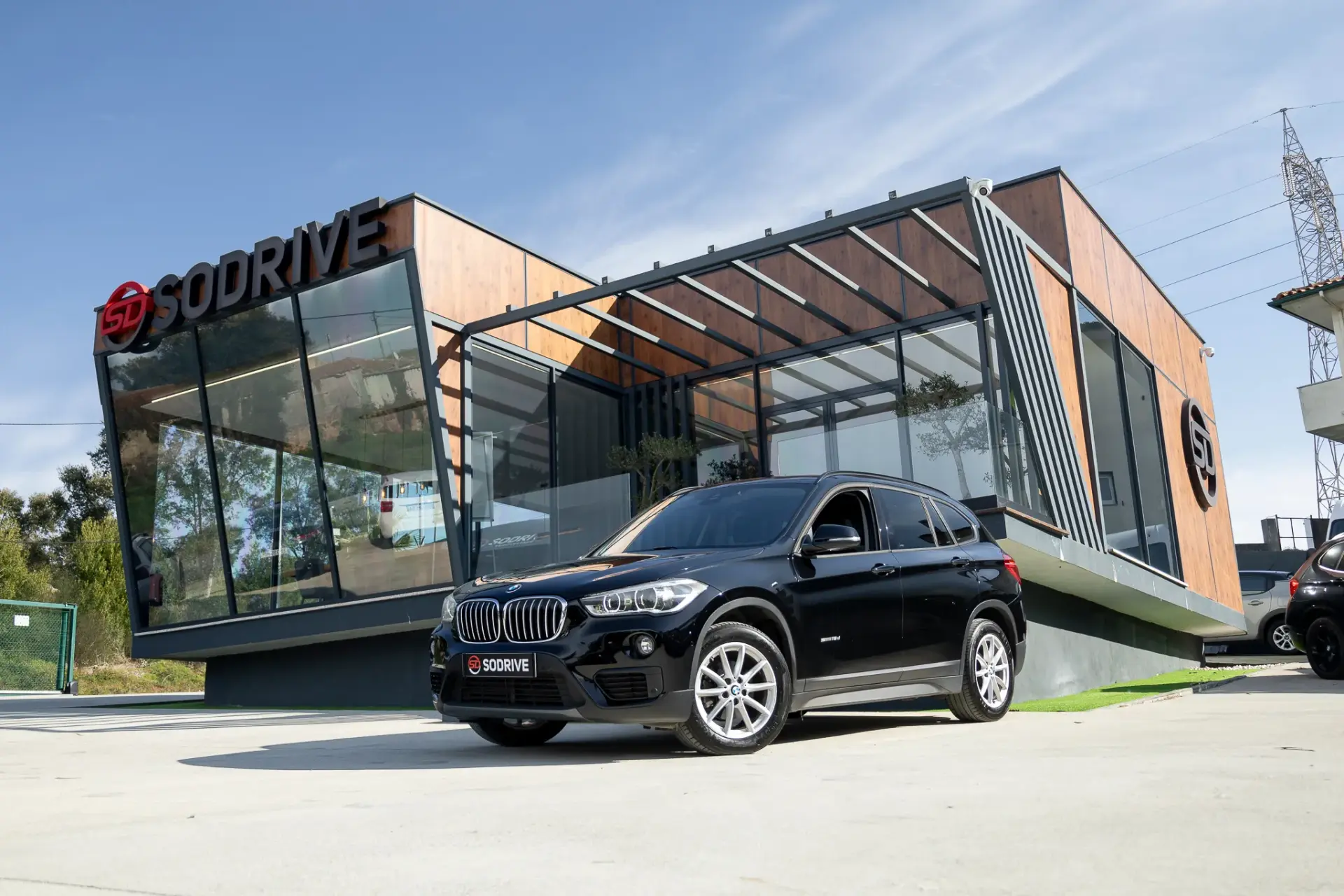 BMW X1 16 d sDrive Advantage 1