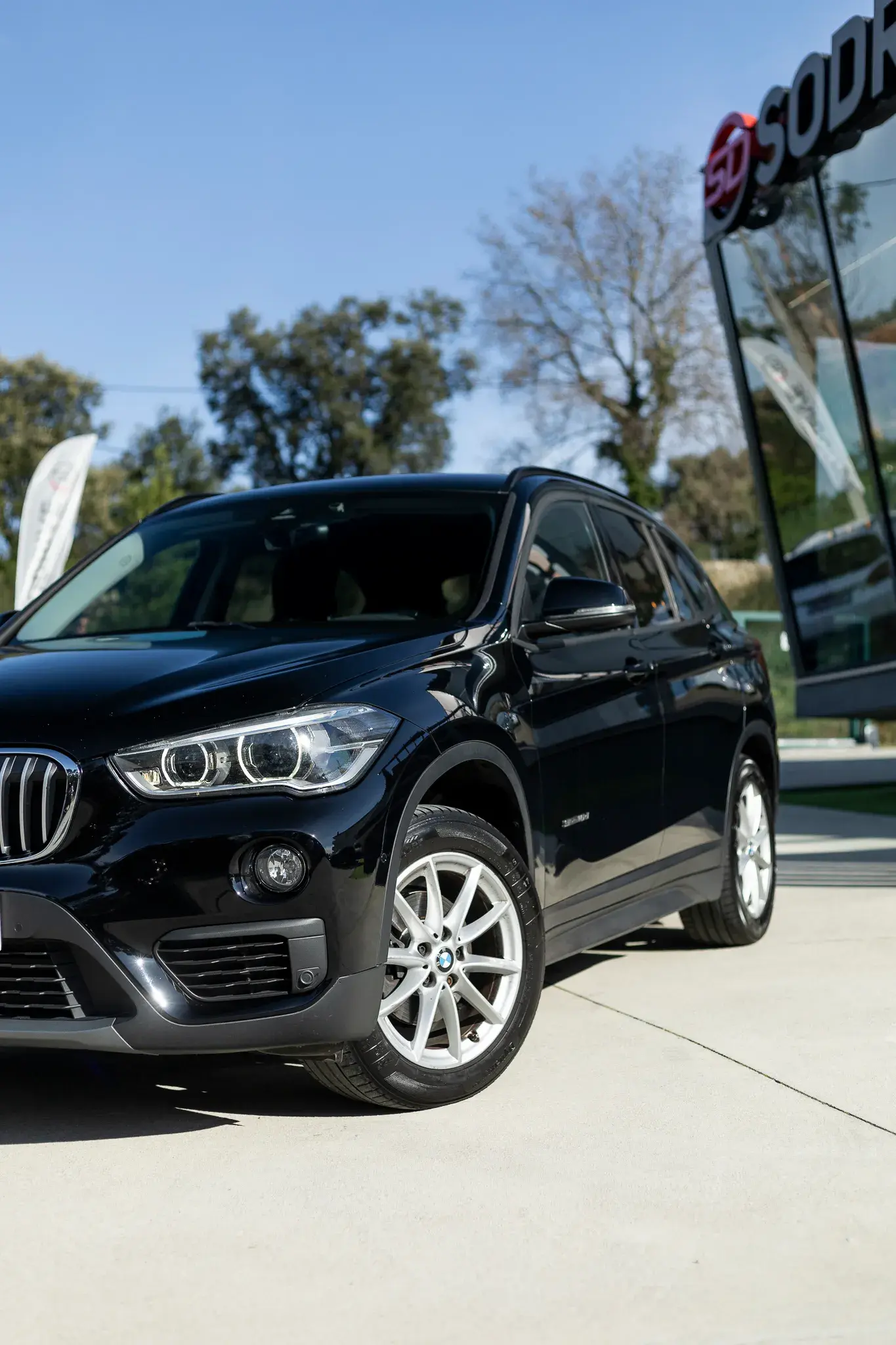 BMW X1 16 d sDrive Advantage 8