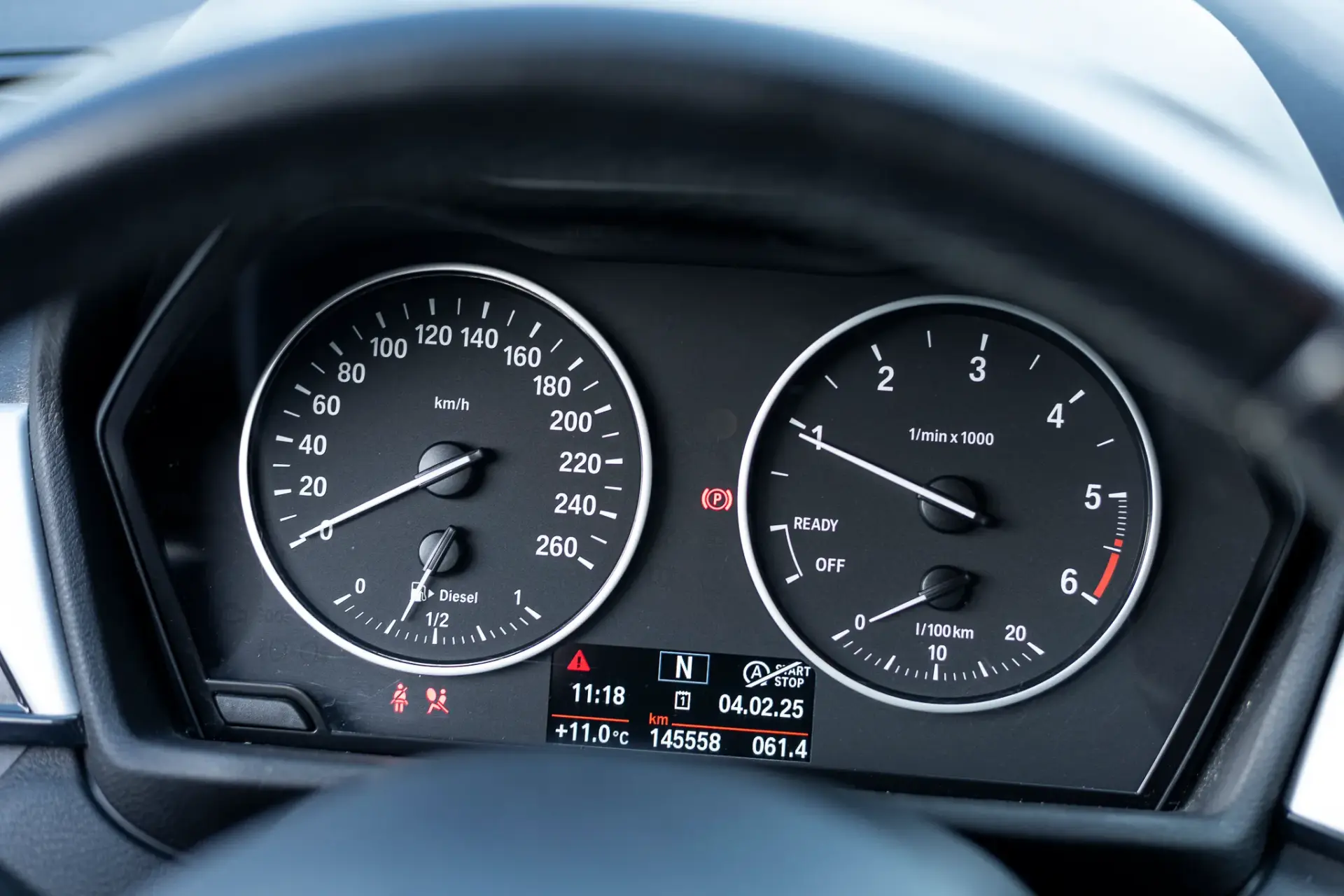 BMW X1 16 d sDrive Advantage 28