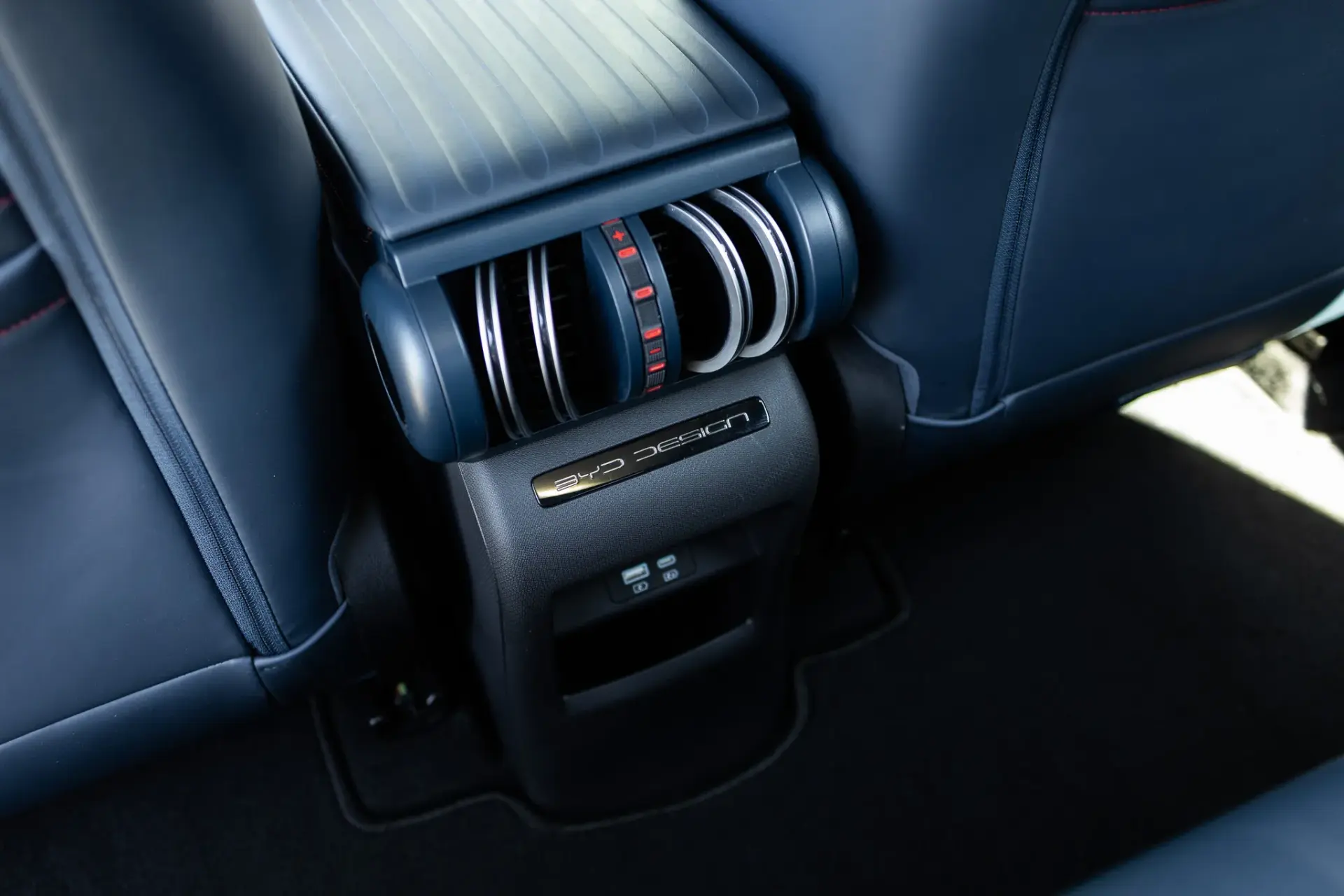 BYD Atto 3 60.48 kWh Design 28