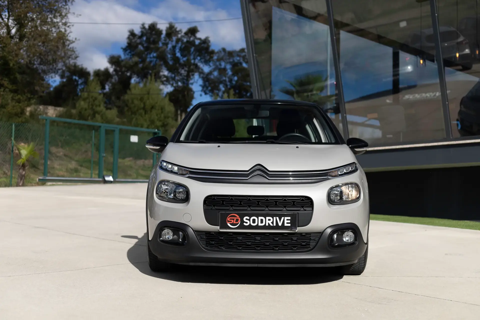 Citroen C3 1.5 BlueHDi Shine Pack 18