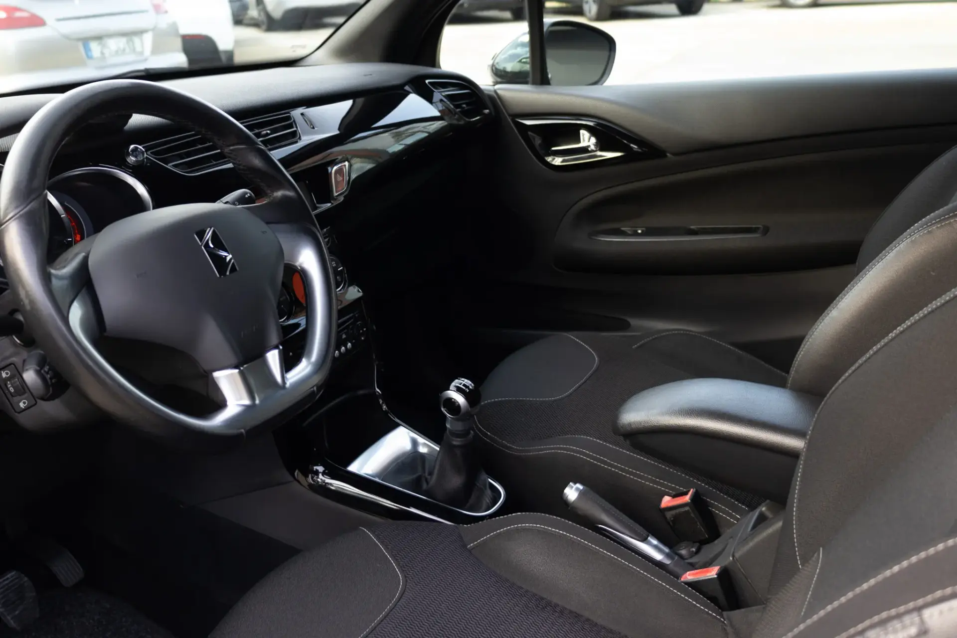 Citroen DS3 1.6 BlueHDi Be Chic 8