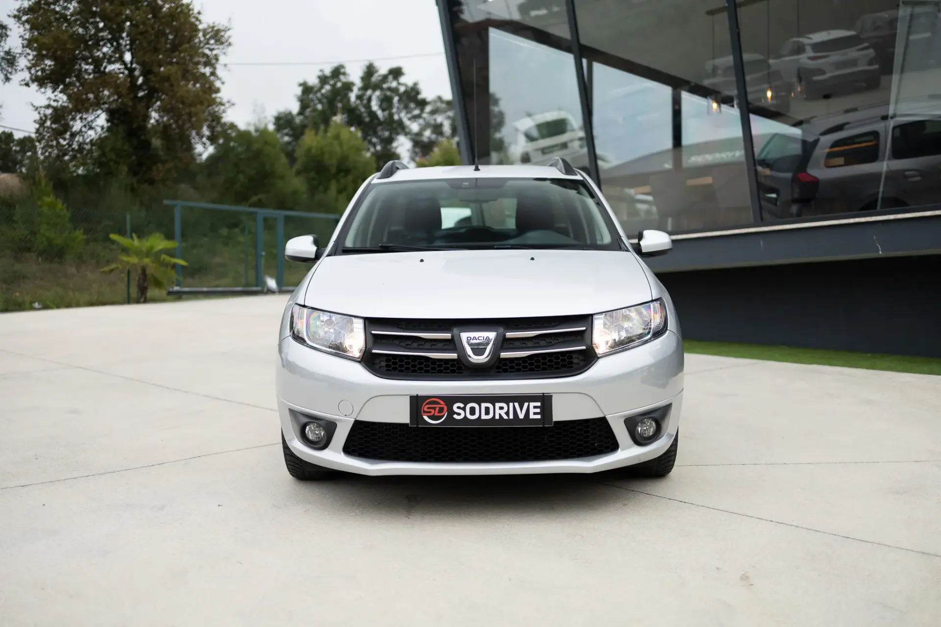 Dacia Logan MCV 1.5 dCi Stepway 4