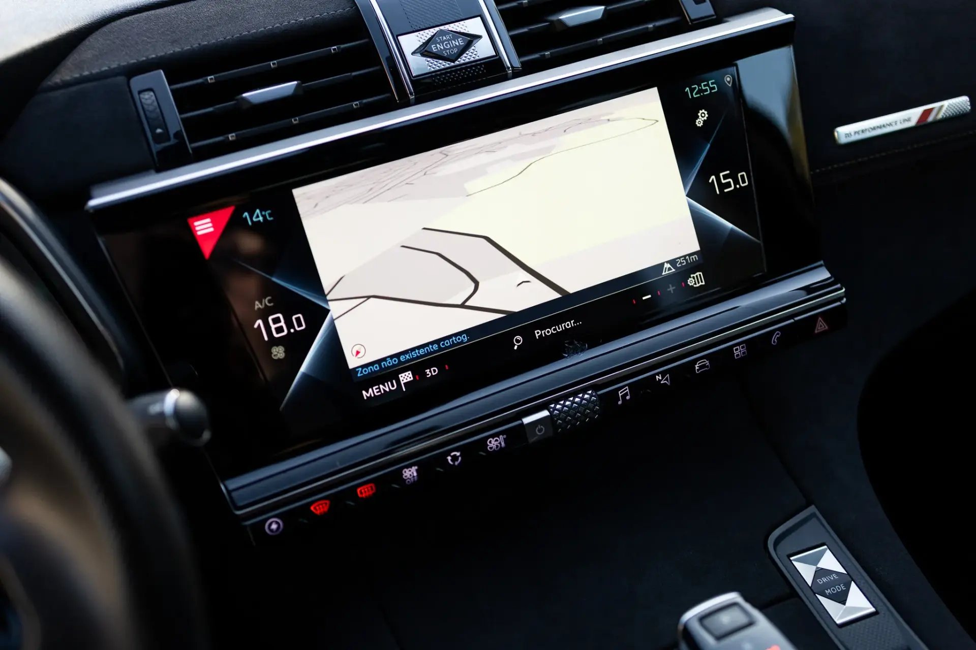 DS DS7 Crossback E-Tense Performance Line+ EAT8 9
