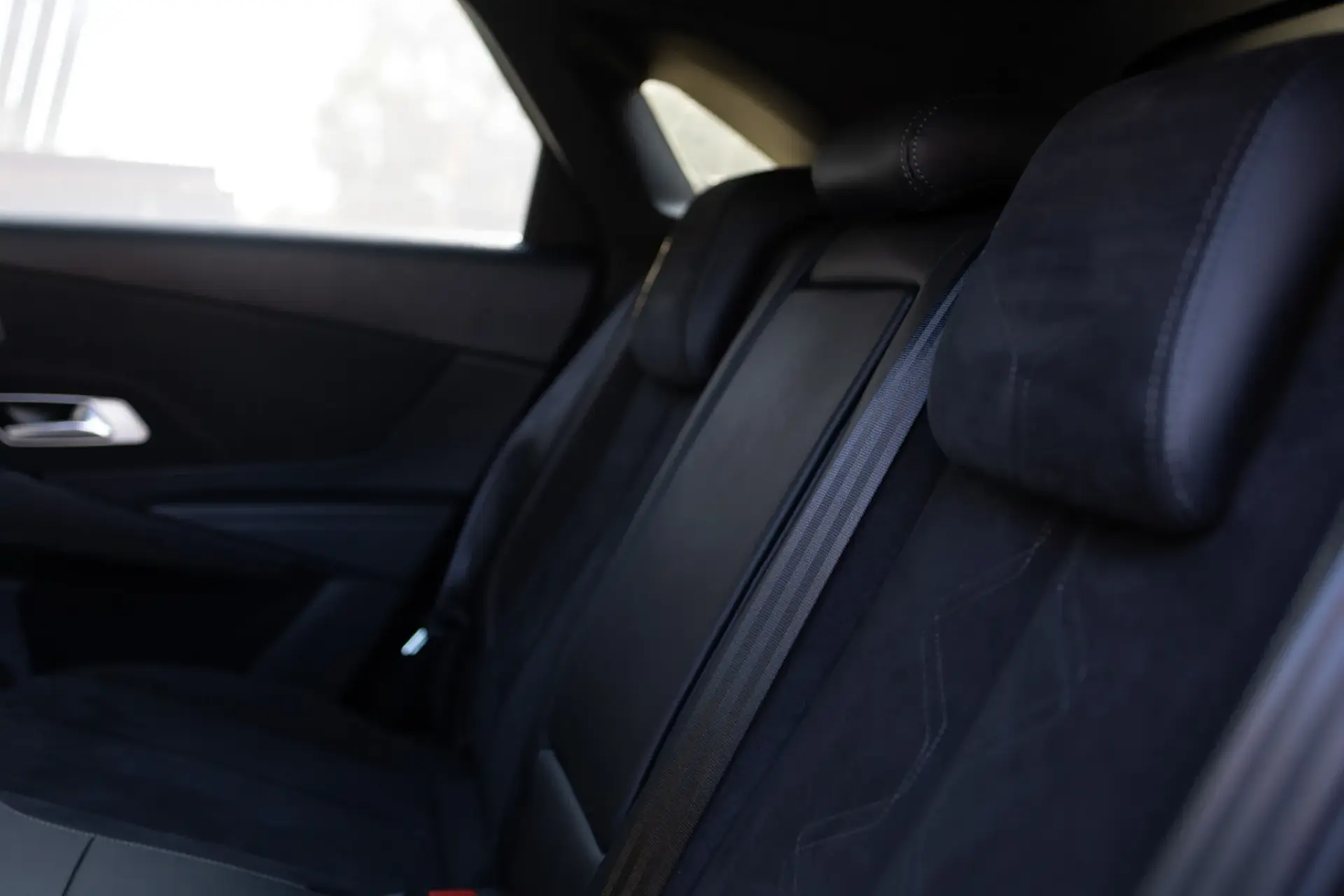 DS DS7 Crossback E-Tense Performance Line+ EAT8 30
