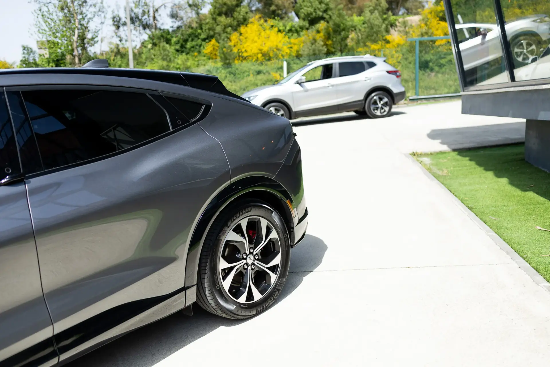 Ford Mustang Mach-E 75.7 kWh Premium AWD 15