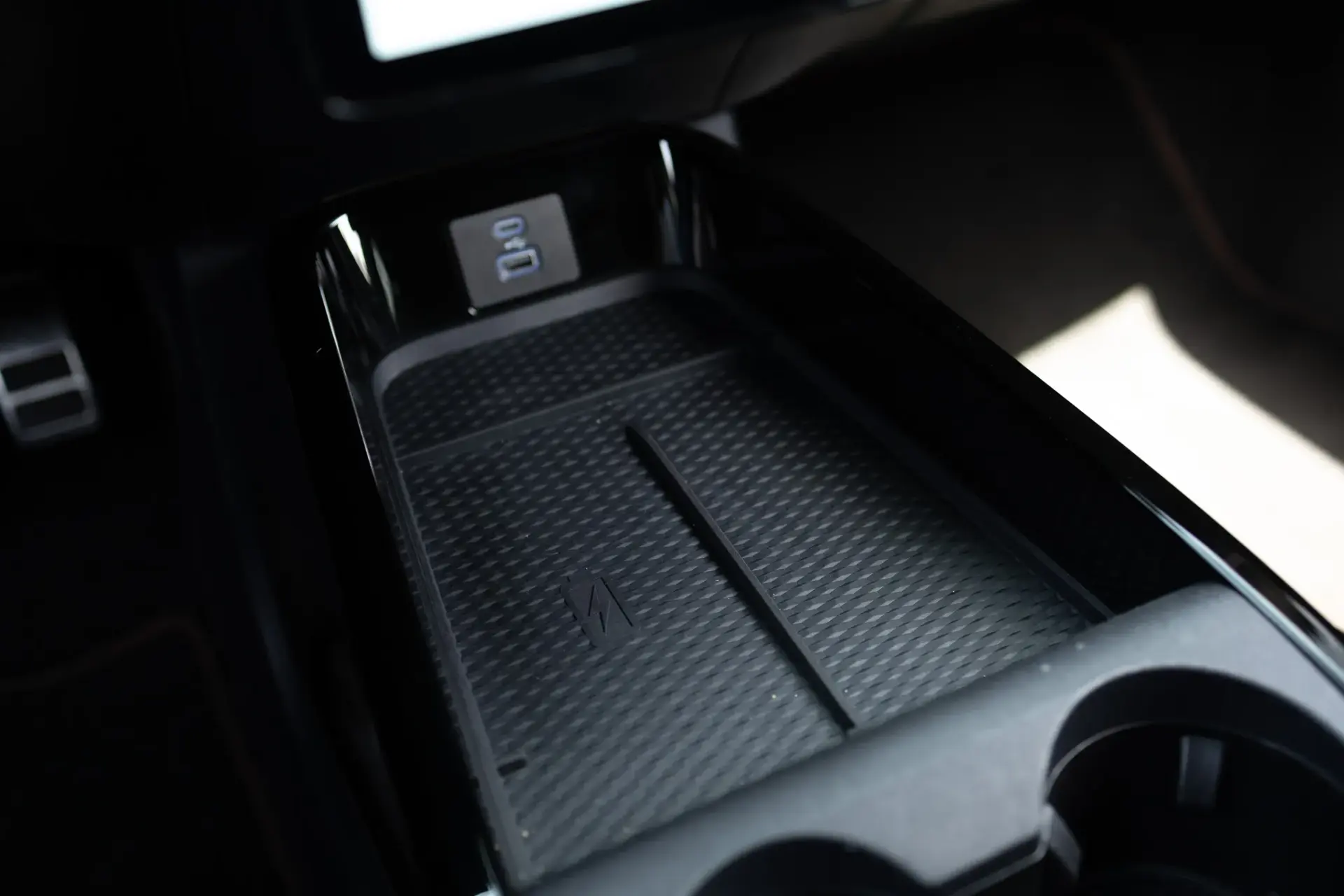 Ford Mustang Mach-E 75.7 kWh Premium AWD 24