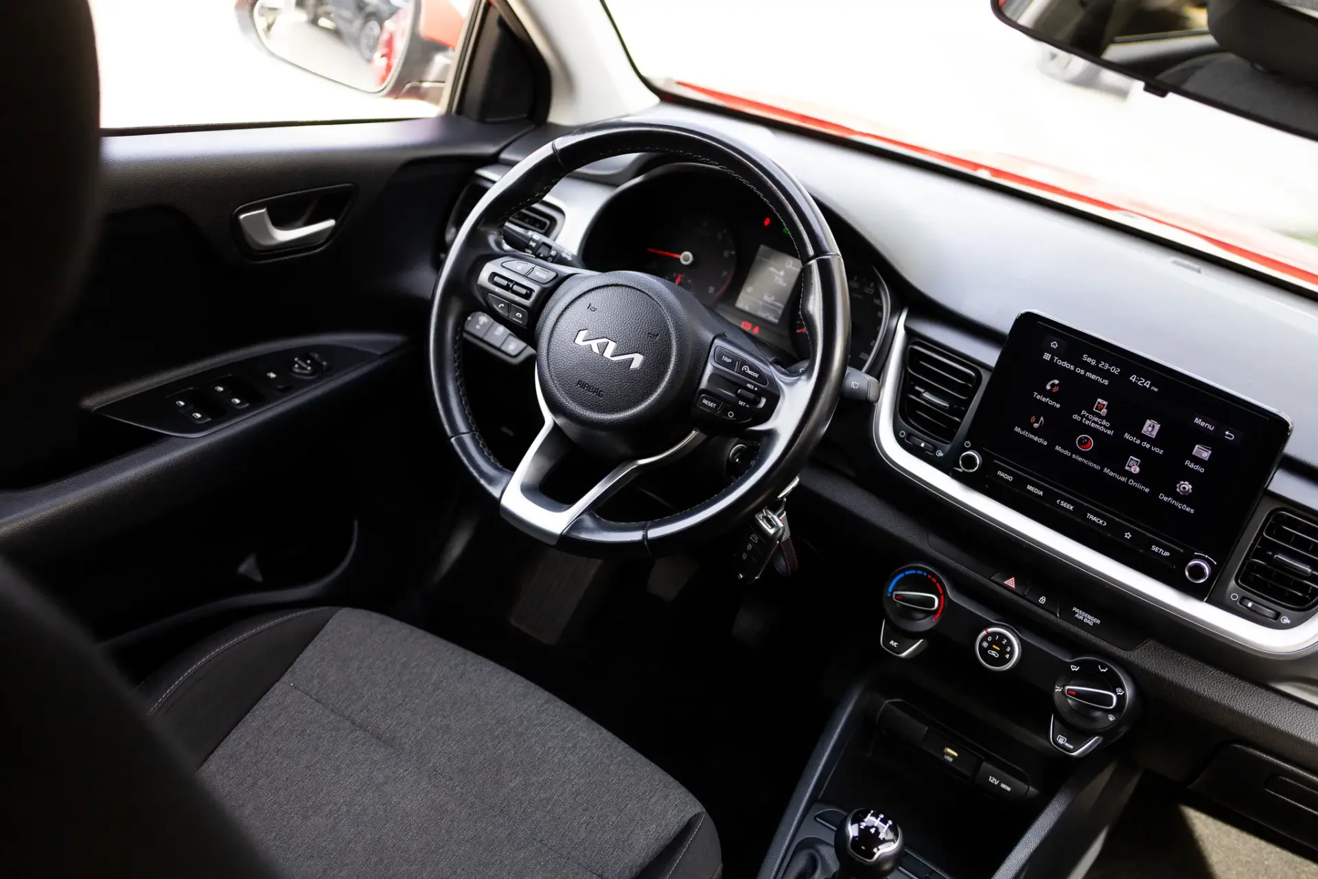 Kia Stonic 1.2 Dynamic 2