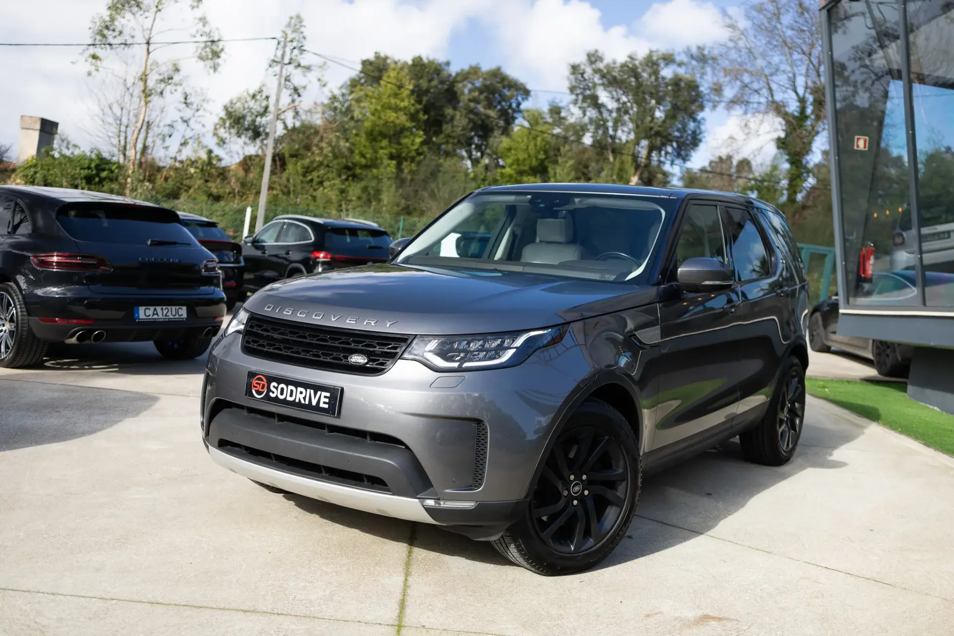 Land Rover Discovery 3.0 TD6 HSE Auto 3